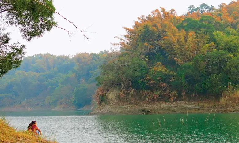 隱身在竹林深處的「夢之湖」,翻山越嶺獨享一片寧靜