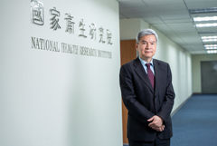 從「心」看見需求，打造台灣高齡數據庫：國衛院院長司徒惠康專訪