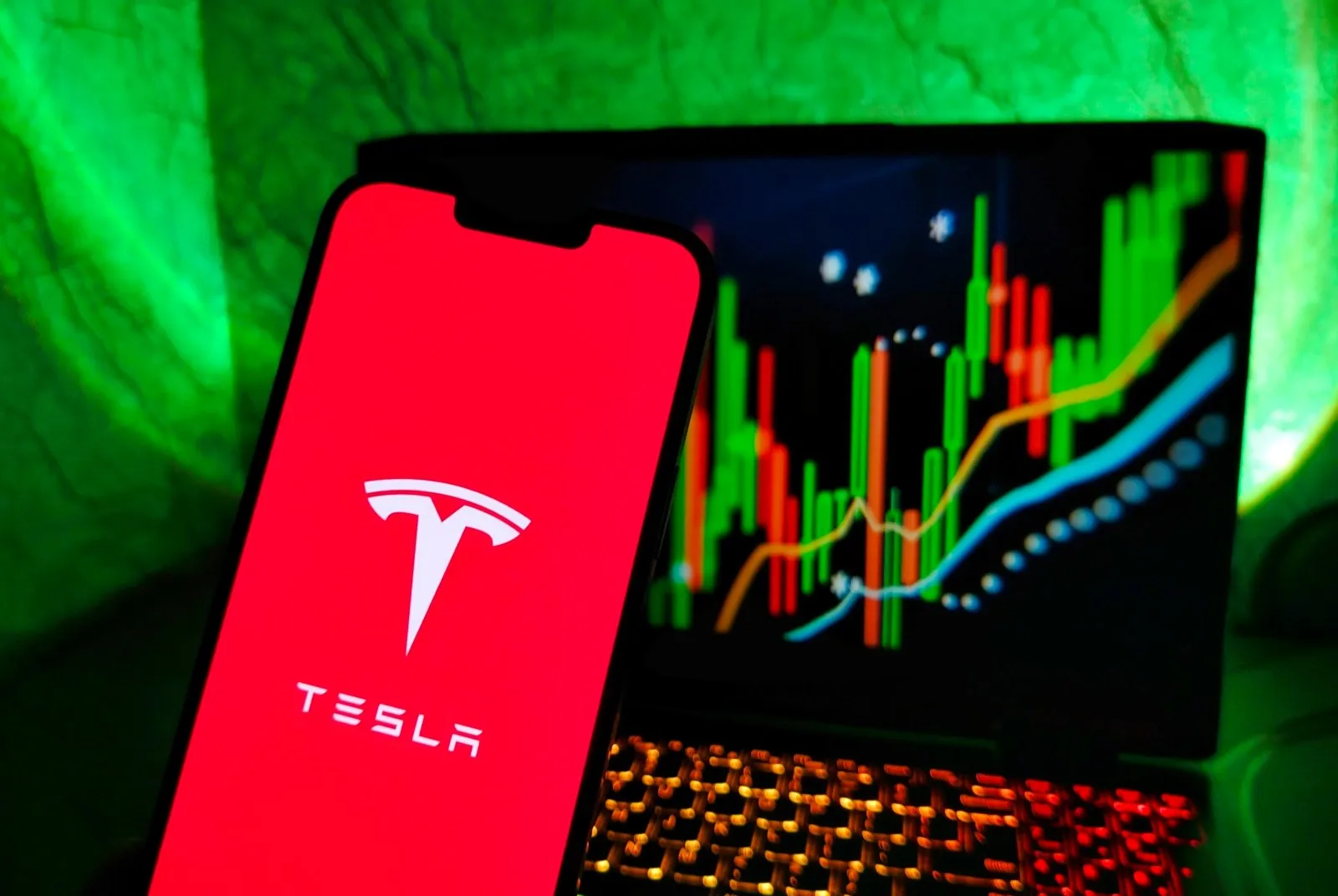Daily News Digest: Tesla Stock Jumps 8% on Trump Administration Plan To Relax Self-Driving Car Rules