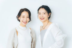 50歲後的穿搭法則：合身不緊身、別怕鮮豔色