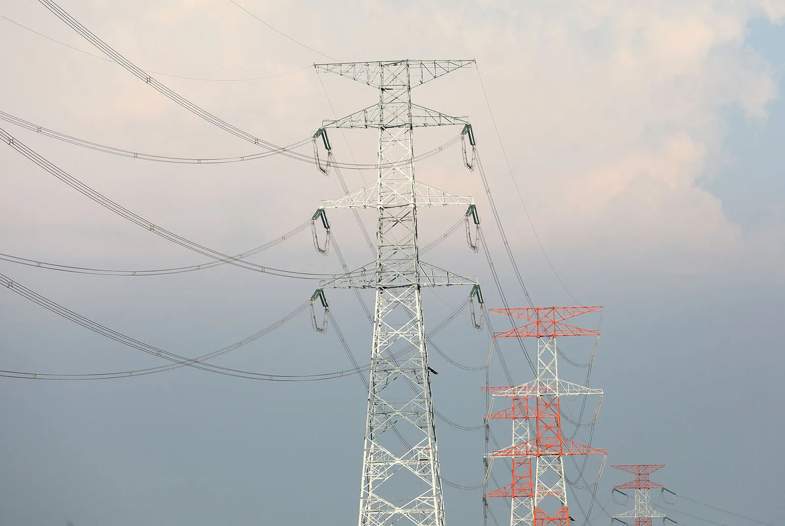 Why Low Electricity Prices Might Harm Taiwan in the Long Term