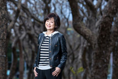 我以為只要自己顧，媽媽就會恢復…演員楊貴媚15年陪伴母親，學會放慢生活