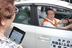 無車可搭的長者怎麼就醫買菜？開放共乘、精準預測，日本公私協力對抗交通空白