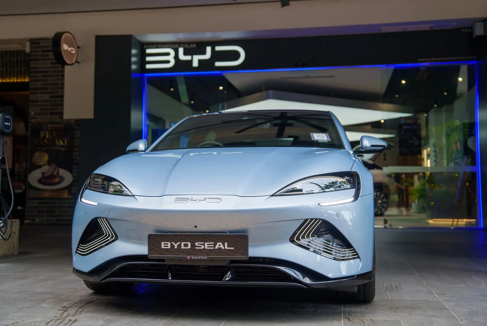China Topples Japan as Global Auto Leader