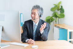 日本修法推長照支援：照顧父母不再是個人私事，企業有義務防止「照顧離職」