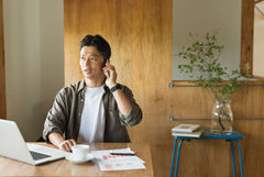 為什麼時間永遠不夠用？50歲經理的時間管理新思維：少做一點，更高效！