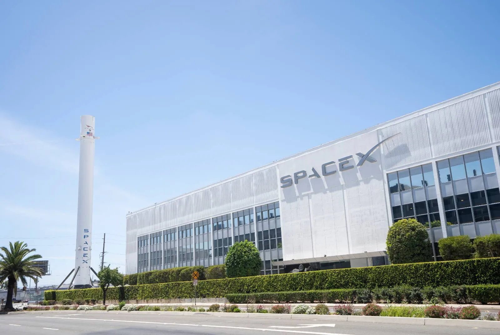 SpaceX Rout Triggers $1 Trillion Tech Sell-Off