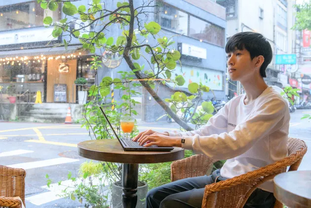 Beyond Microchips: The Elite Taiwanese Minds Training Silicon Valley’s AI