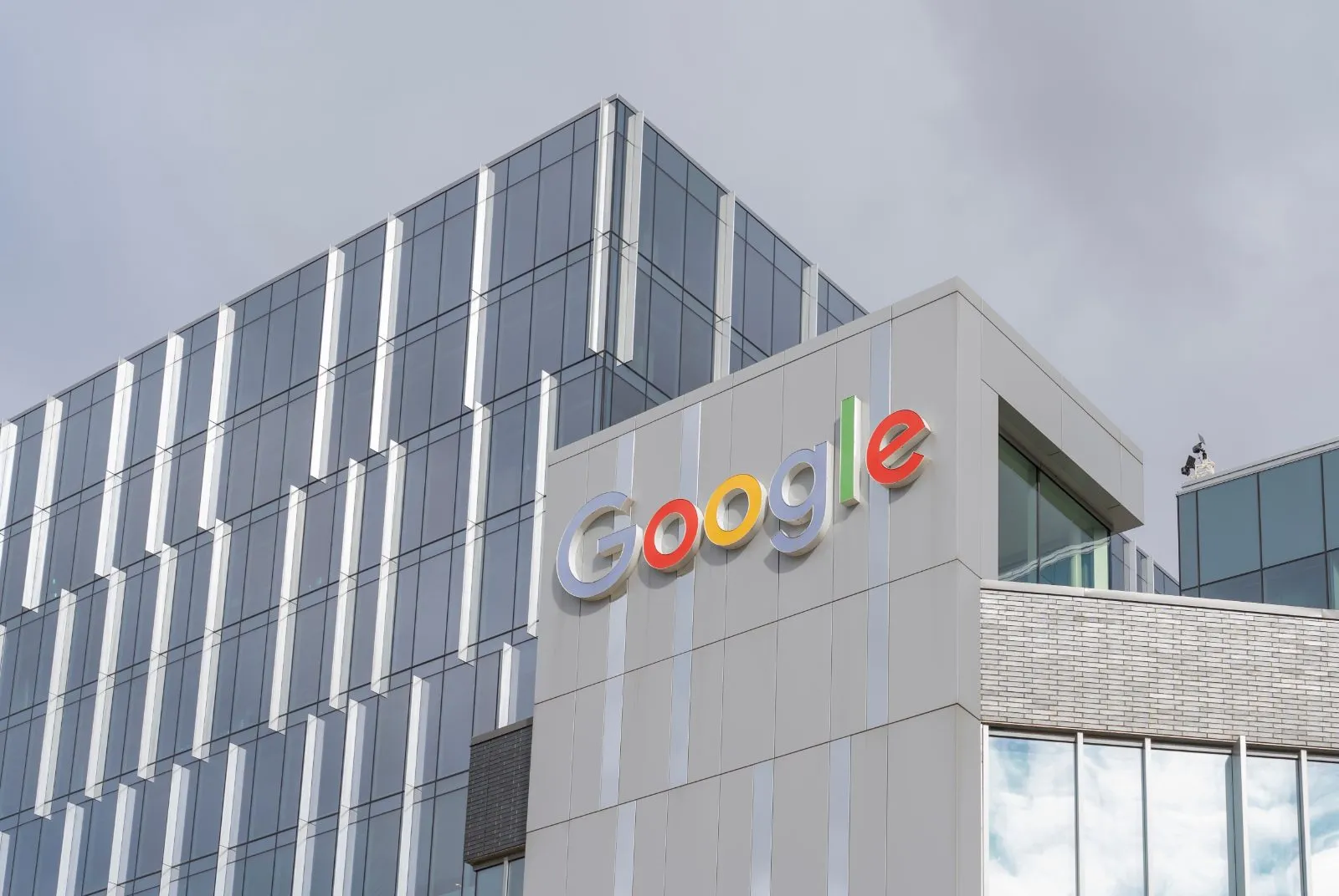 Google to Shift Pixel Production to Vietnam in 2027