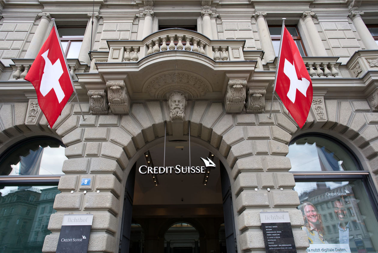 股價暴跌，瑞士信貸會重演雷曼風暴嗎？
