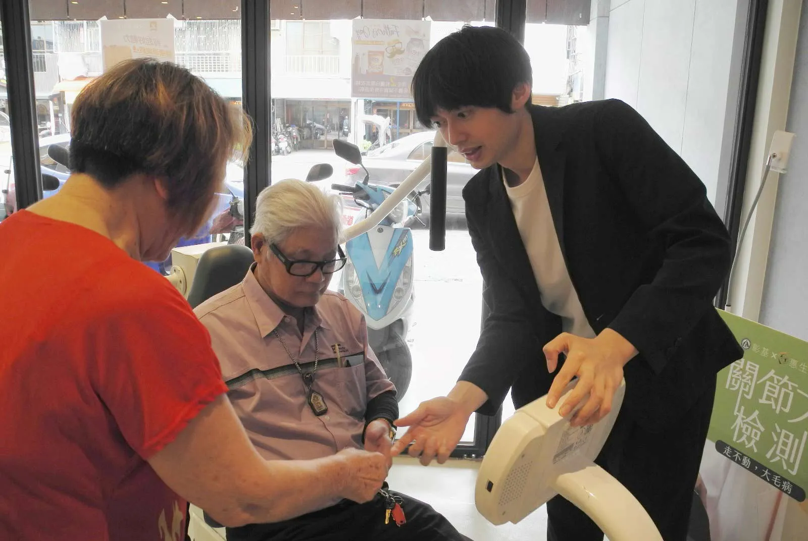 惠生大藥局虎尾店外觀,翻修後成為在地地標